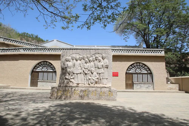 微信图片_2025-09-16_091652_189_副本.jpg